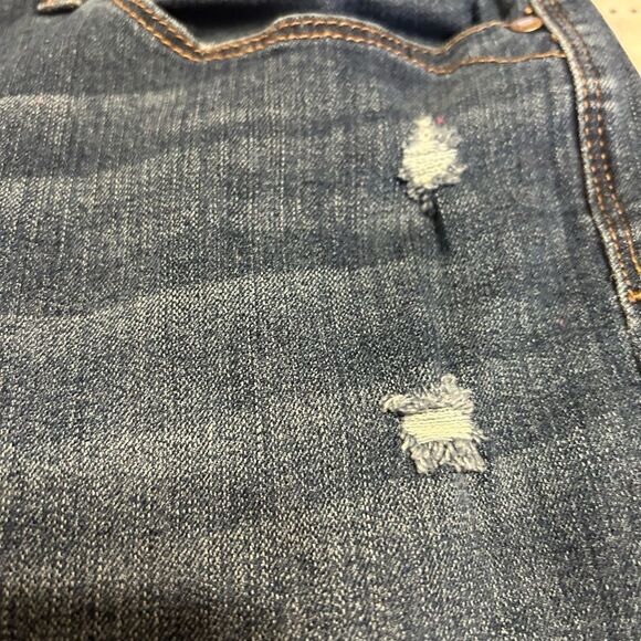 1822 Denim Blue Jean Shorts with Distressed Details - Picture 8 of 12